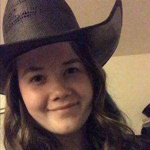 Meet your Posher, Jenna